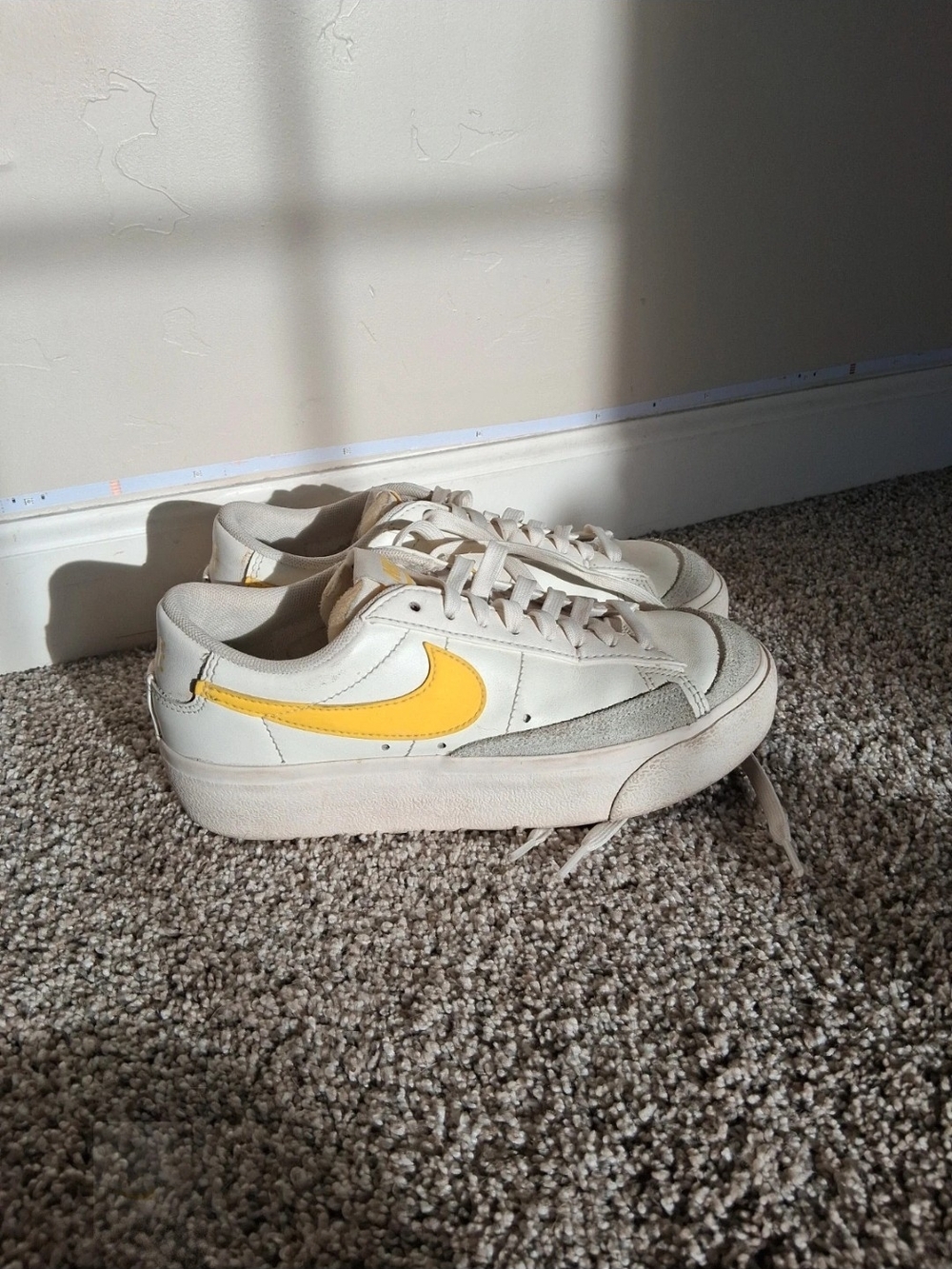 Nike Women’s White Low-Top Blazer Sneakers, Yellow Nike